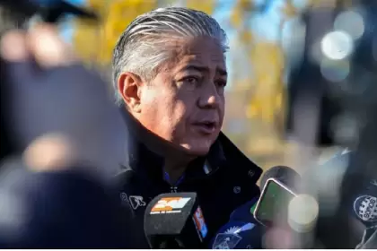 El gobernador Rolando Figueroa destacó los logros obtenidos en las negociaciones con Nación en los nuevos pliegos de concesión