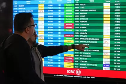 Vuelos cancelados por el paro de controladores aéreos.