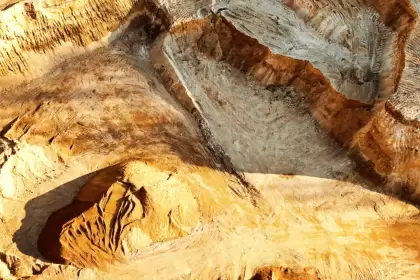 El cobre desplaza al litio en la narrativa digital y se posiciona como motor de futuro.