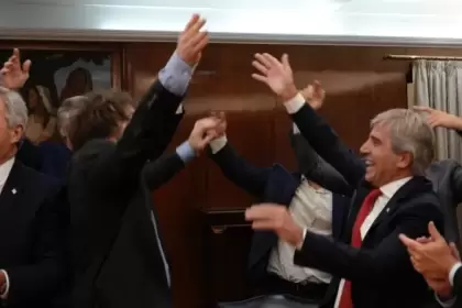 El Gobierno enfrenta unas elecciones legislativas que llegan en un contexto de estabilidad macroeconómica, pero con un incipiente malestar social.