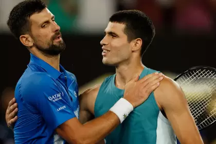 Djokovic y Alcaraz se enfrentarán por un lugar en la final, en el que será uno de los partidos más esperados del año