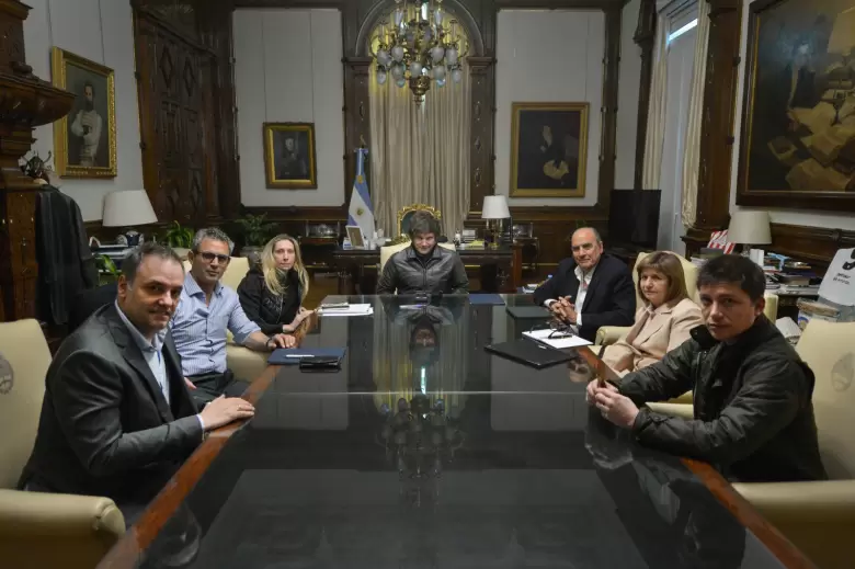 Mesa política nacional