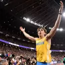 Armand Duplantis hizo historia en Tokio: rompió el récord mundial de salto con garrocha por 14° vez y se consagró tricampeón del mundo