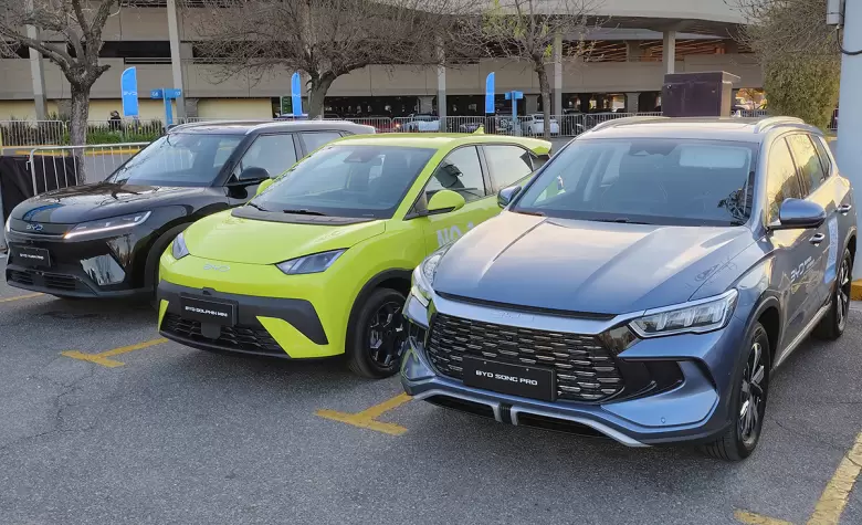 La gama inicial de BYD en Argentina constará de un city car y dos SUV, uno de ellos híbrido enchufable.