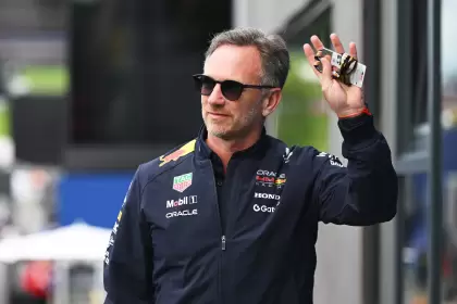 Horner dejó de pertenecer a Red Bull de manera definitiva
