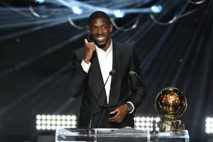 Dembélé ganó su primer Balón de Oro y grabó su nombre en los libros dorados de la historia del fútbol.