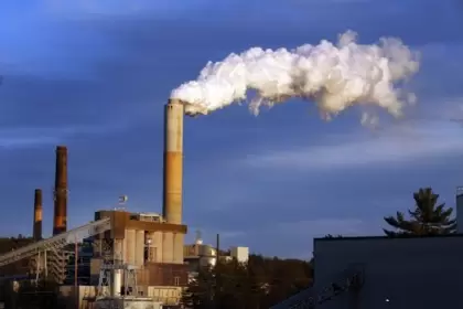 Adiós a la lucha contra el cambio climático: EE.UU. busca impulsar la IA a través del uso de carbón