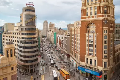 España anunció la peor noticia para los argentinos: cierra la Ley de Nietos