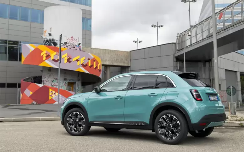 El Fiat 600 MHEV llega importado desde Polonia.