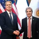 Caputo confirma que EE.UU. seguirá comprando pesos y habló sobre una posible dolarización