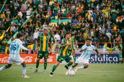 Imagen del último enfrentamiento entre Racing y Aldosivi.