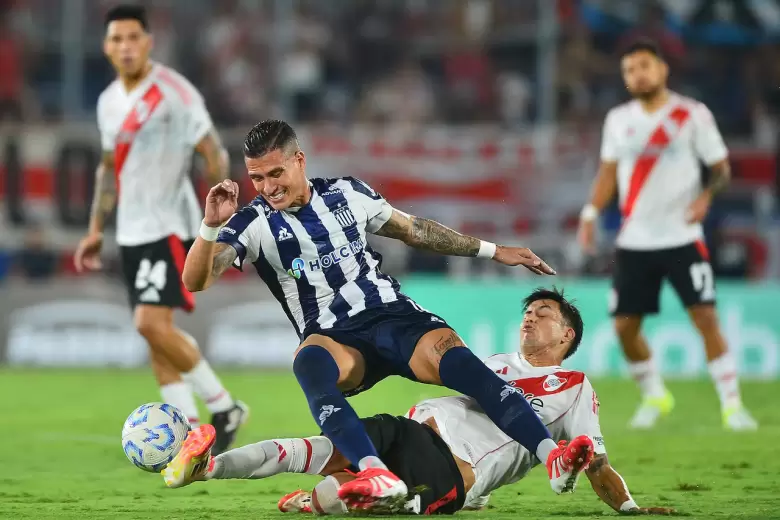 Talleres-River