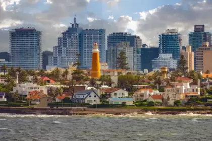 El giro impositivo de Uruguay: golpe a multinacionales y residentes