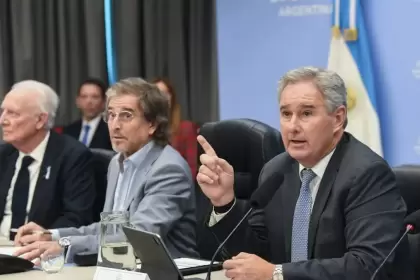 Presupuesto, dólar y kirchnerismo: el triple fuego cruzado que enfrentó Quirno en Diputados