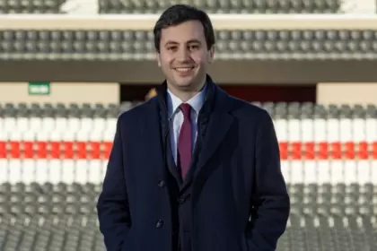Di Carlo en el estadio Monumental, durante la campaña que lo llevó a la presidencia de River