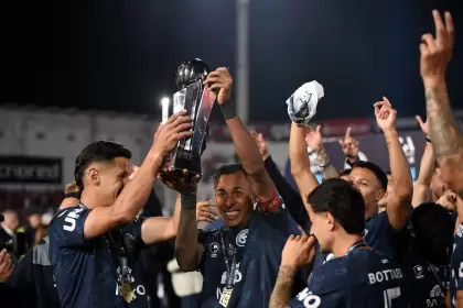 Independiente Rivadavia se unió al selecto grupo de campeones de la Copa Argentina
