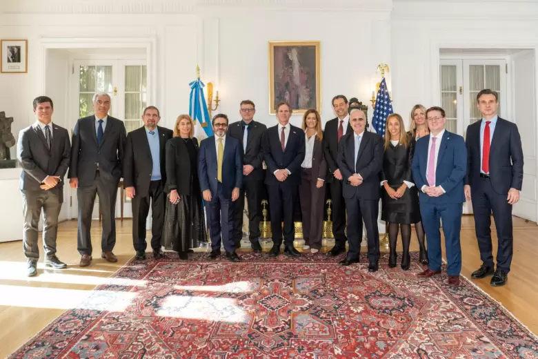 El encuentro en la Embajada de Argentina en DC