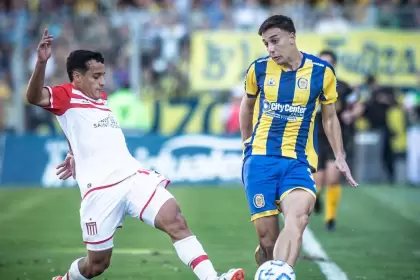 Estudiantes y Rosario Central se enfrentarían hoy por los octavos de final del Torneo Clausura