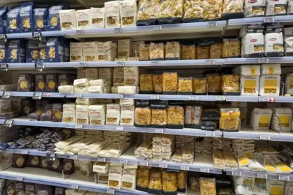 Fabricantes italianos advierten que podría faltar pasta en EE.UU. por aranceles de más del 100%.