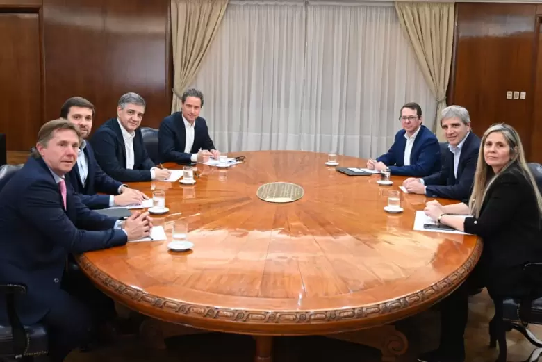 Jorge Macri Luis Caputo coparticipación presupuesto