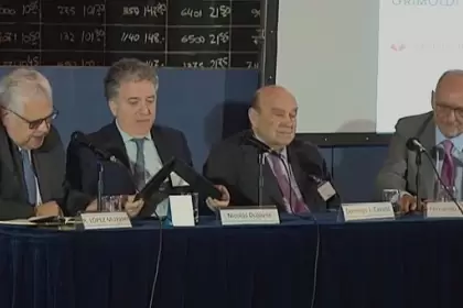 "Sin reservas no hay plan": el diagnóstico explosivo de Cavallo, Dujovne y López Murphy