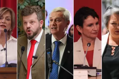 De izquierda a derecha: Matthei, Kaiser, Kast, Toha y Jara