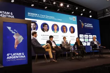 El Gobierno provincial apuesta a un reposicionamiento gradual: ser la capital financiera, no necesariamente la productiva, de la minera andina.