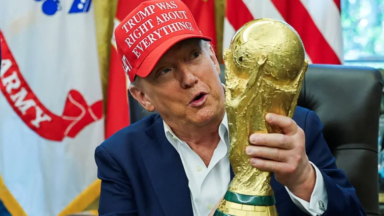 Donald Trump - g