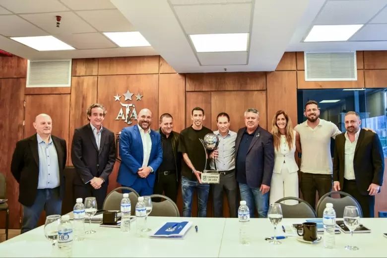 Rosario Central campeón de la Liga 2025