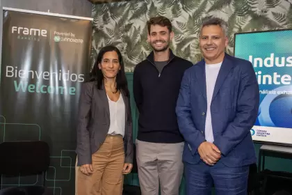 Luz Mihanovich, Mariano Biocca y Pablo Pereyra Portugal