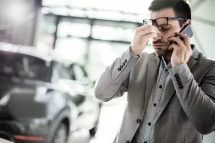 Alerta: en octubre se desplomó la financiación de autos 0 KM