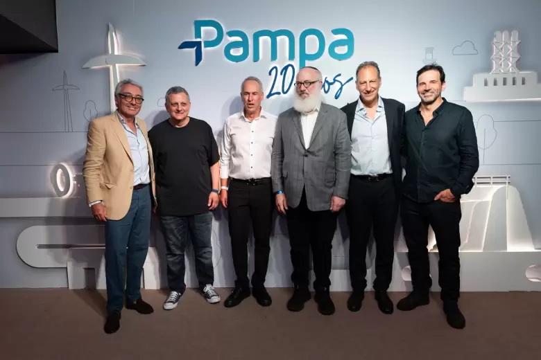 Los socios de Pampa junto a Horacio Marín (YPF) y Eduardo Elsztain (IRSA)