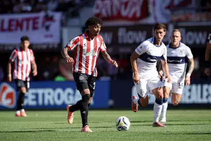 Estudiantes y Gimnasia disputarán el clásico en las semifinales del Torneo Clausura 2025