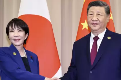Tensión máxima en Asia: Japón militariza isla clave y China responde