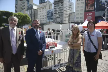 No hay más tiempo: la muestra en el Obelisco que busca concientizar sobre la importancia de donar órganos