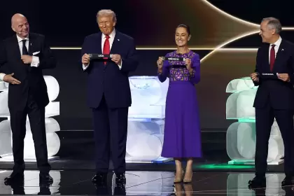 Donald Trump, Claudia Sheinbaum Pardo y Mark Carney, el día que se realizó el sorteo del Mundial 2026