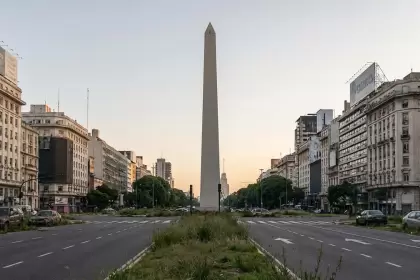 Europa será irreconocible en 20 años. ¿Y Argentina? La caída de la natalidad ya golpea a Buenos Aires.