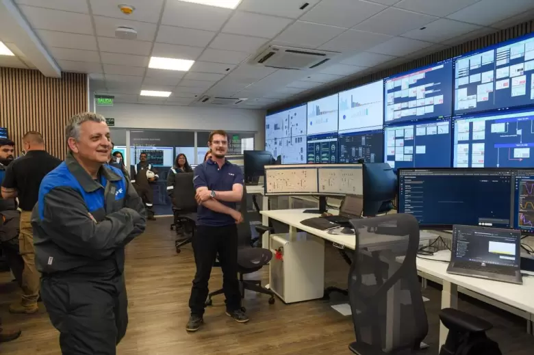 YPF activa su sala con IA y cambia para siempre la refinación en Argentina