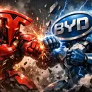 ¿Tesla o BYD, quién vendió más autos eléctricos en 2025?
