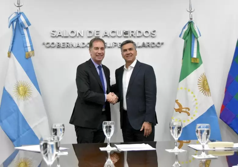 Santilli visitó a Zdero en Chaco para sumar apoyos para la reforma laboral, el 12 de enero