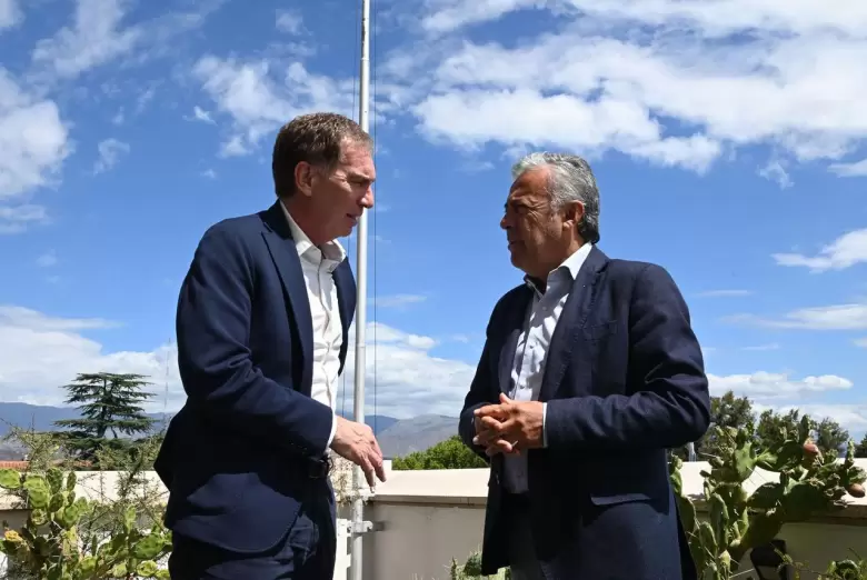 Santilli visitó Mendoza para reunirse con Cornejo por la reforma laboral, el 15/1