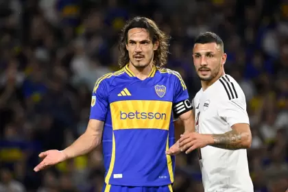 Boca y Riestra abrirán su camino en el Torneo Apertura 2026.