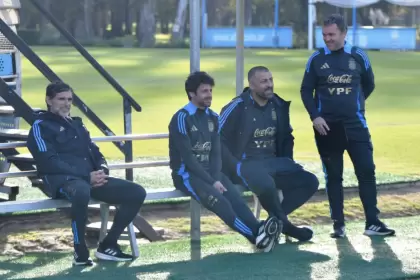Roberto Ayala, Pablo Aimar, Walter Samuel y Bernardo Romeo en la Selección Argentina
