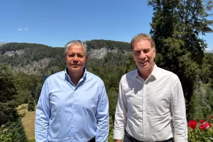 Figueroa recibió a Santilli en Neuquén