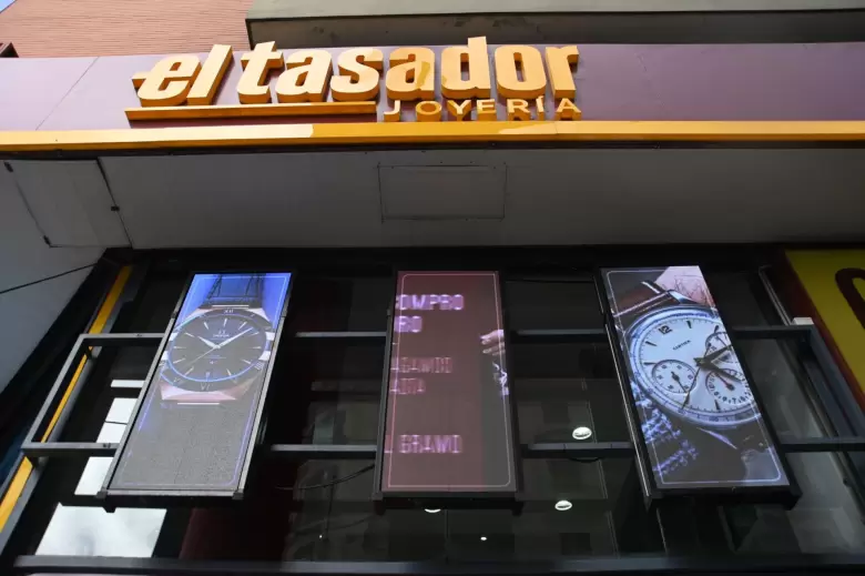 El precio del oro cerca de los US$ 5.000 la onza.