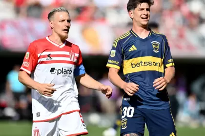 Santiago Ascacibar junto a Tomás Belmonte en el último partido entre Estudiantes y Boca
