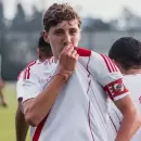 "Te dicen que vale 100 millones y te ofrecen un millón": la fuerte acusación de la familia del juvenil que se fue de River por la patria potestad