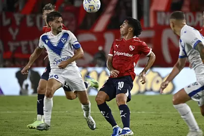 El antecedente inmediato favorece a Vélez