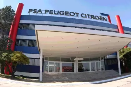 Stellantis para la producción en El Palomar hasta el 2 de marzo