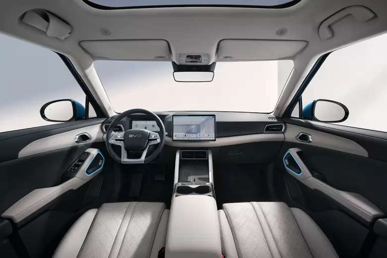 Así es el interior del BYD Atto 2 DM-i.